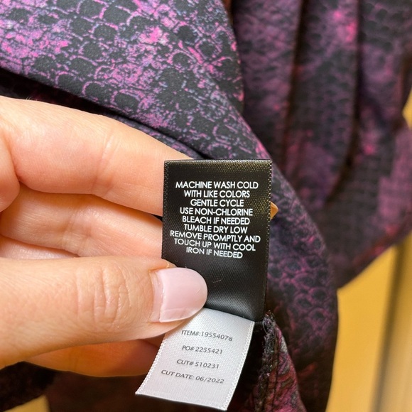 Torrid - Women's Animal Print Purple Patterned Top in Size 2XL - Picture 6 of 8